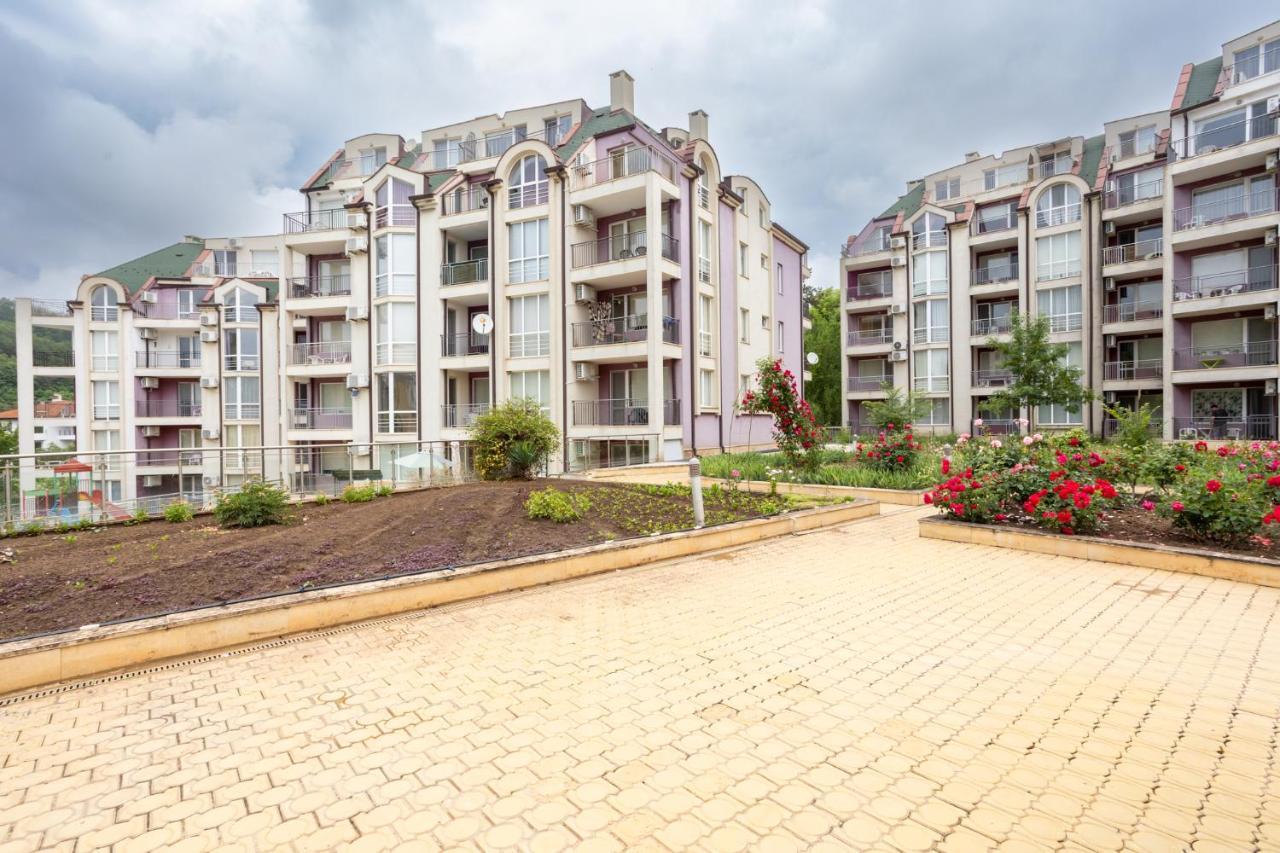 Апартамент Славея Kawarna Exterior foto